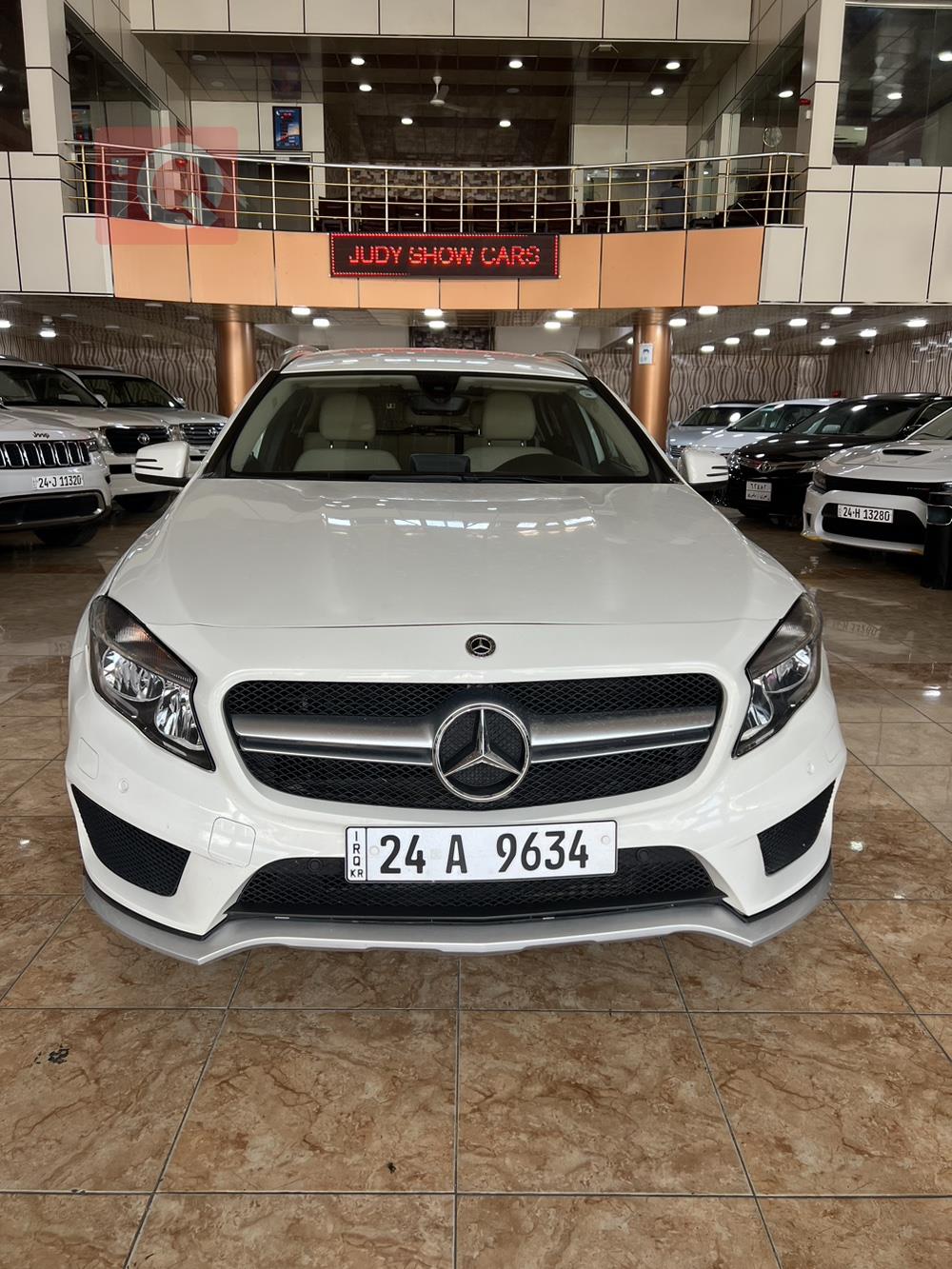 مرسيدس بنز GLA